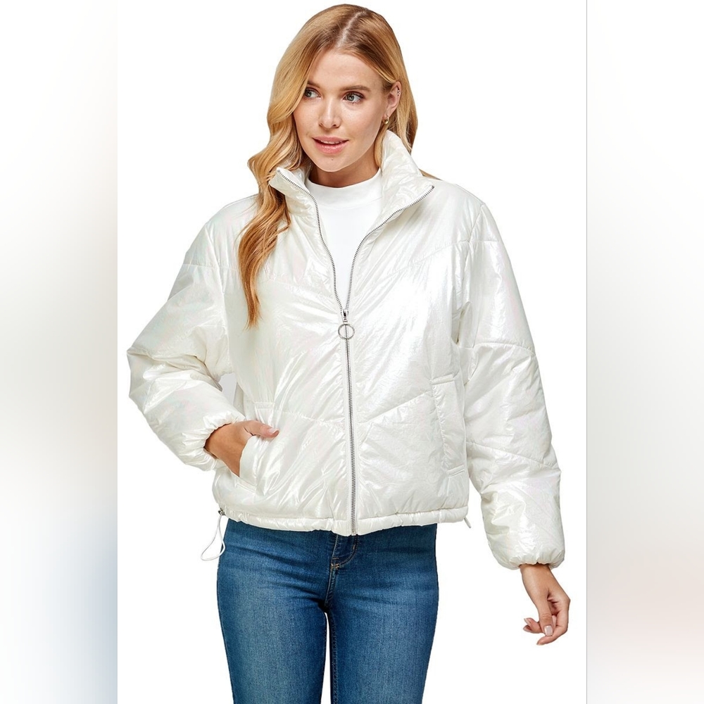 Metallic white puffer jacket